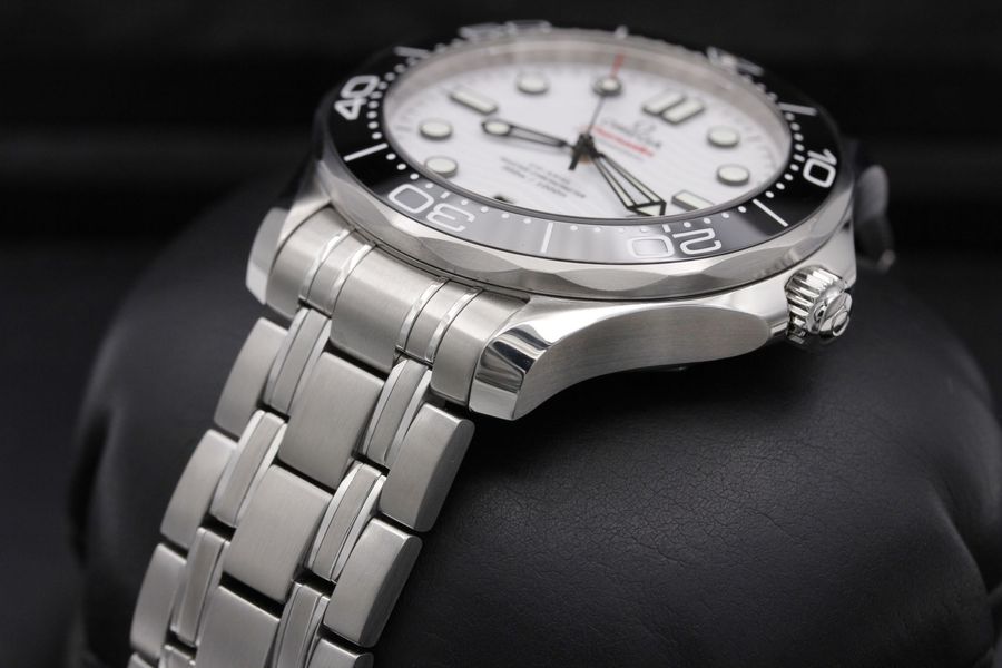 Omega Seamaster Diver 300m 210.30.42.20.04.001